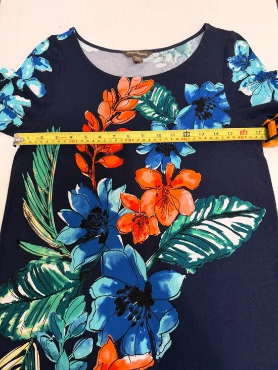 Tommy Bahama Navy Tropical Floral Stretch Shift Dress. Size Medium - Picture 2 of 10